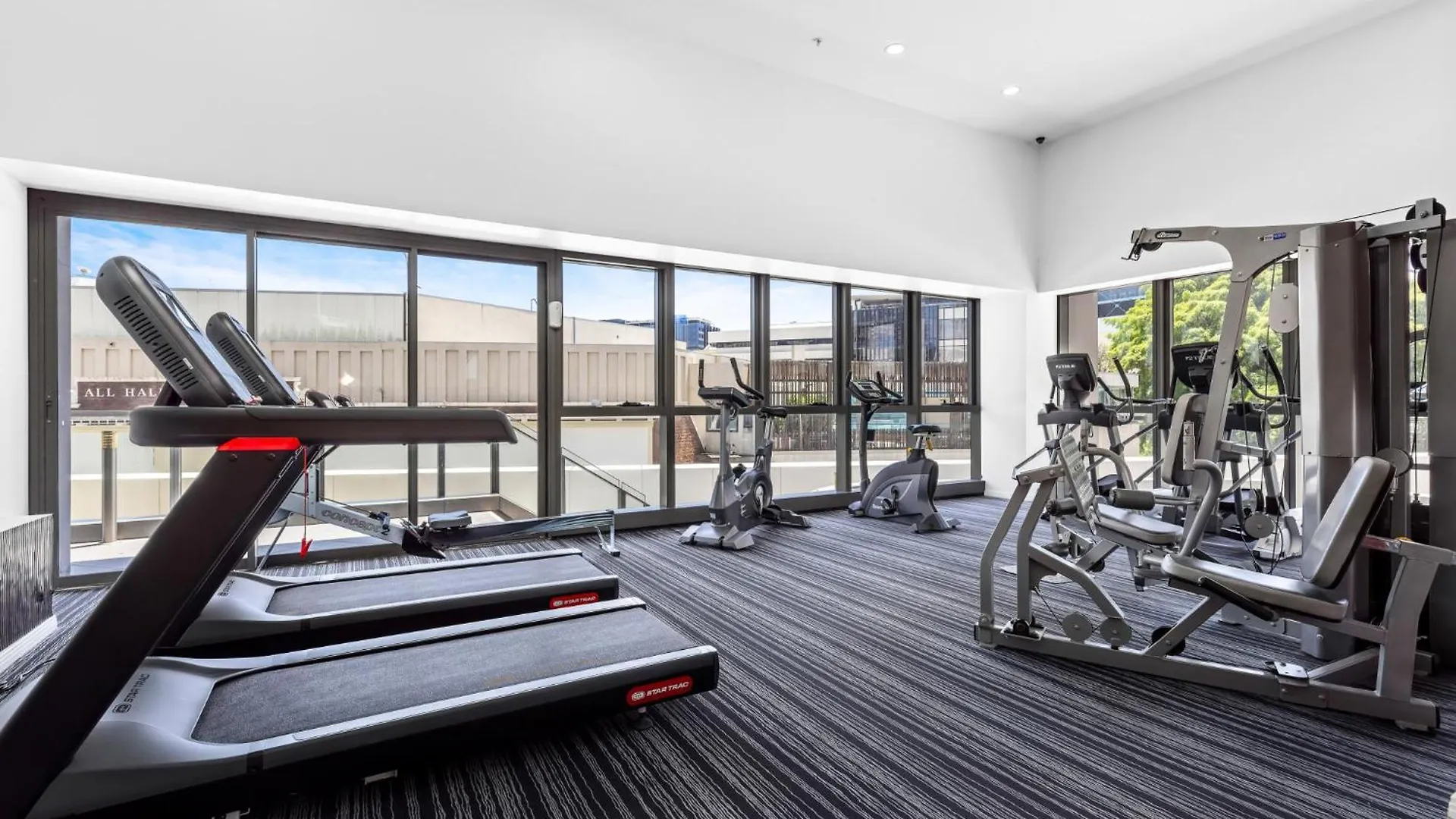 Stunning River View 2-Bed With Pool, Sauna And Gym Brisbane Australie
